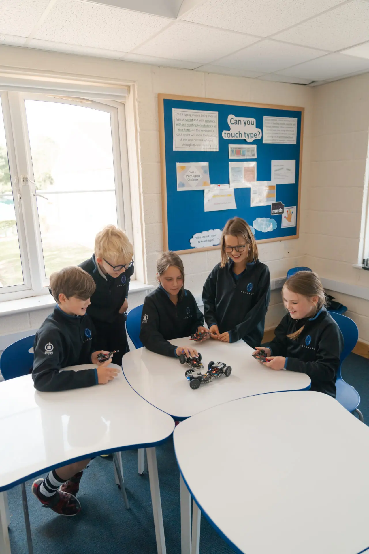 Image of Preparatory pupils in a robotics lesson